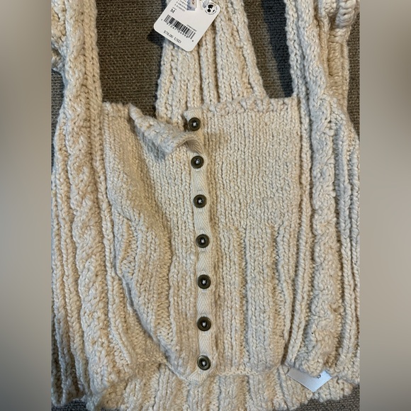 Brand new Free People knit top - Picture 3 of 4